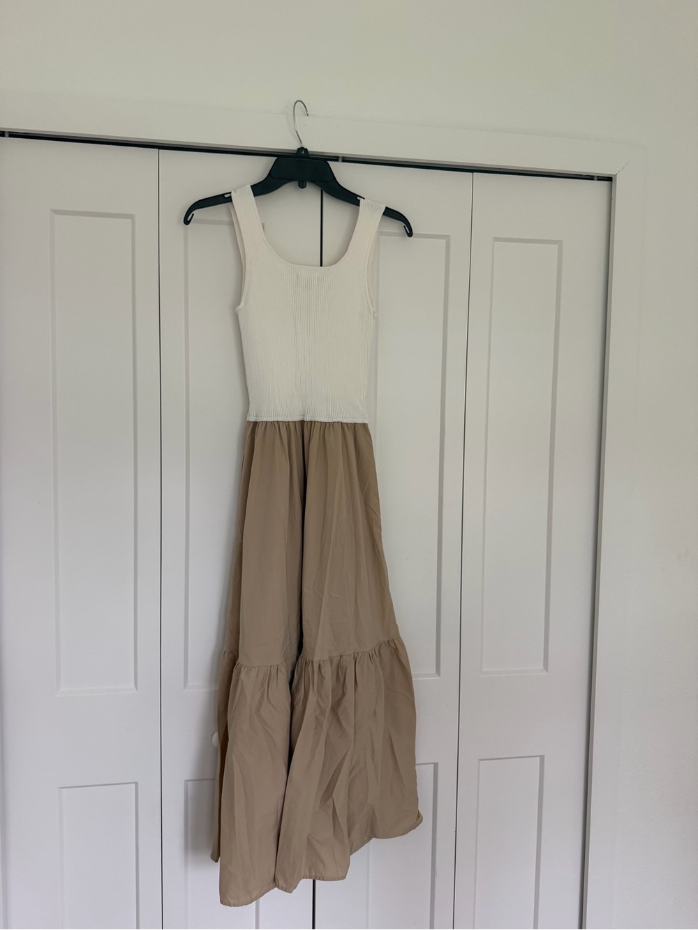 Elan Beige Tiered Midi Skirt – Women's Casual A-Line - Picture 7 of 8